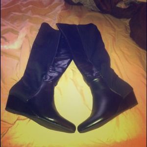 Boots😉🌂(faux leather )