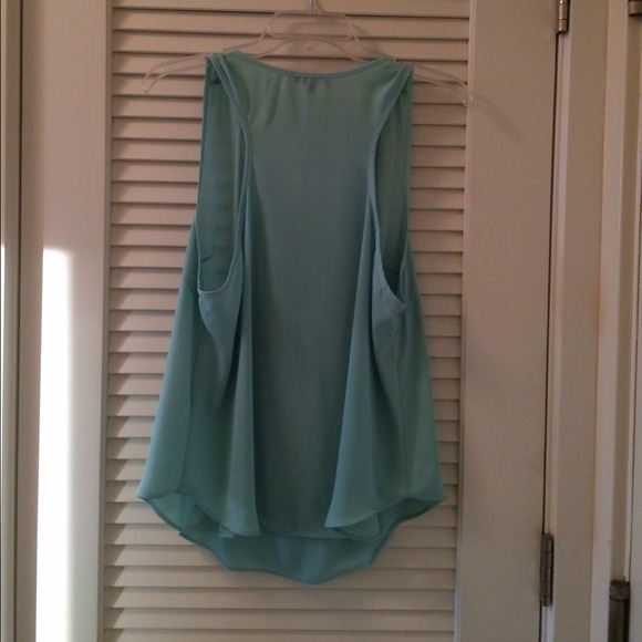 ❌SOLD❌NEW Mint Green with Pink Sequin Tribal Tank - Picture 4 of 4