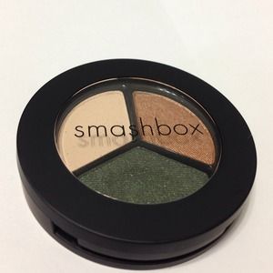 Makeup eyeshadow. Smashbox