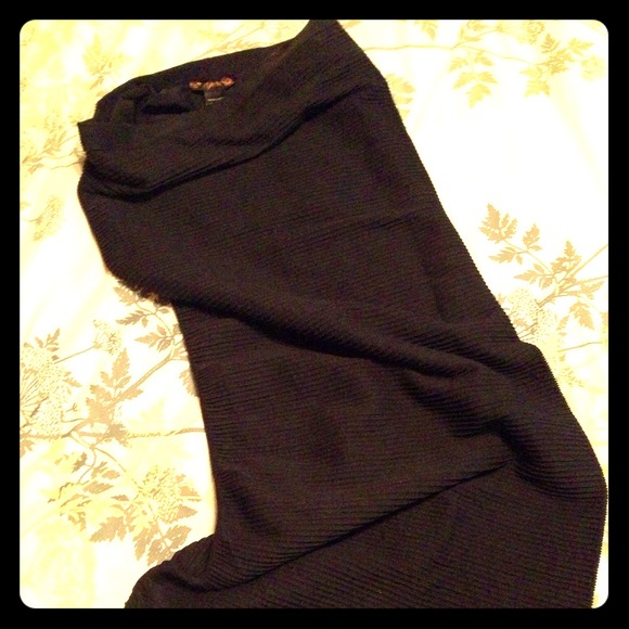 Black Guess Tube Dress!