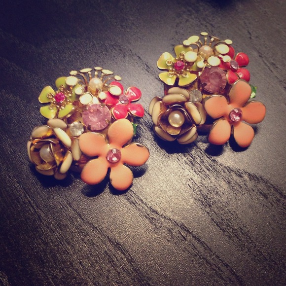 Multi color flower and gemstone earrings