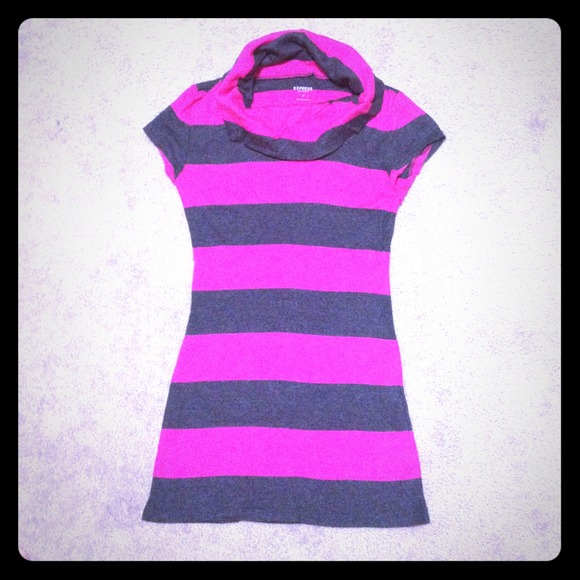 🚫SOLD🚫Express hot pink/heather grey sweater🎀