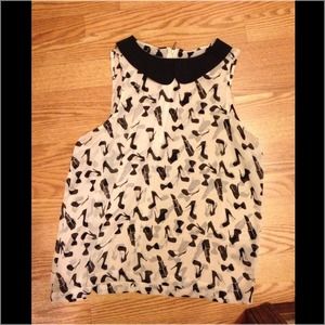 Kardashian Kollection Shoe Print Tank