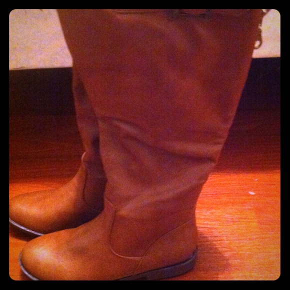 Lather boots