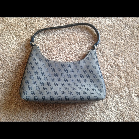 Dooney and Bourke good shape