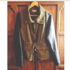 ❌❌SOLD❌❌J.J winter olive jacket (XL)