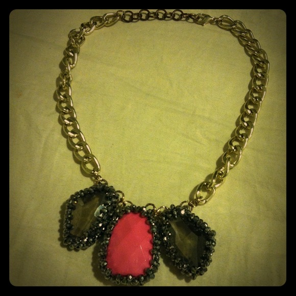 Glitzy large stone cocktail necklace