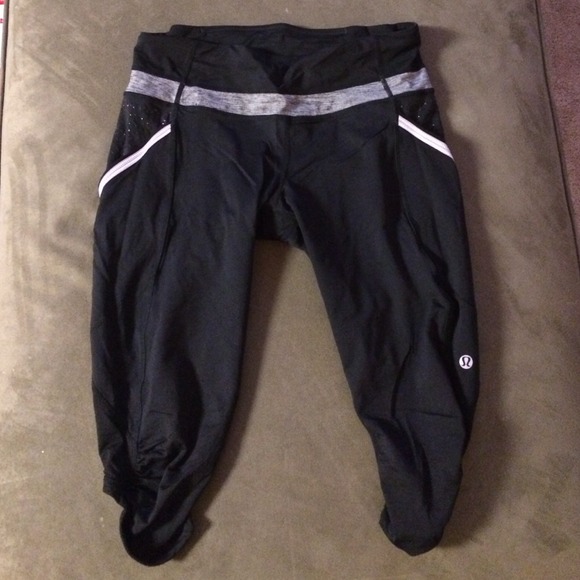 Lululemon Run/Ride cropped pants