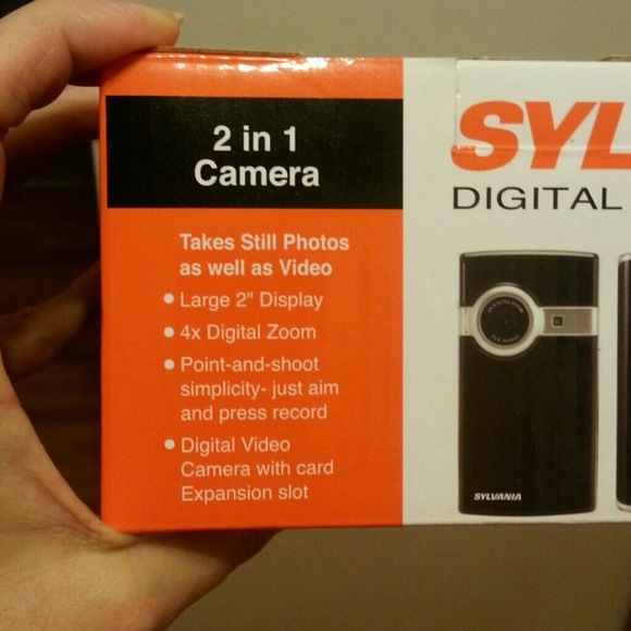 Digital video camera - Picture 3 of 4