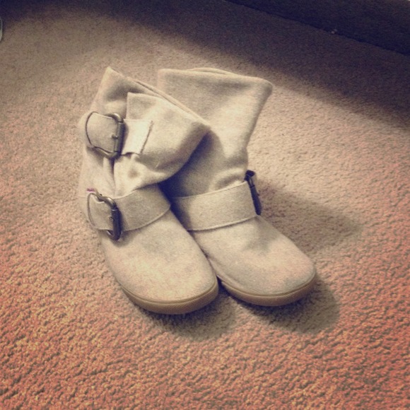 Blowfish boots