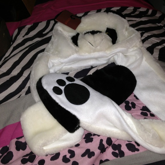 Panda scarf hat With pockets