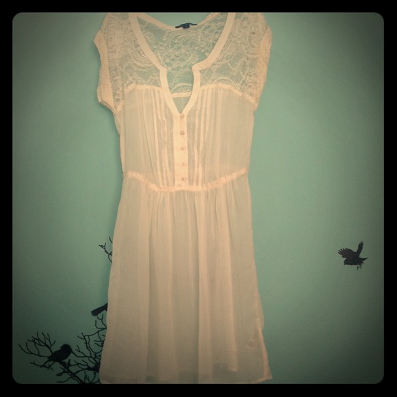 White lace dress