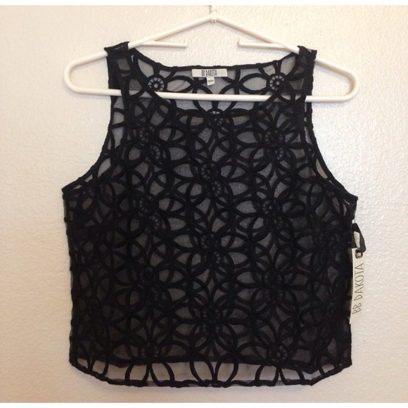 BB Dakota Black Crop Top