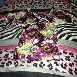 Sparkling the v-neck floral top