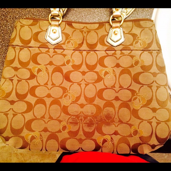 Authentic Coach Poppy handbag 💁👛 - Picture 3 of 3