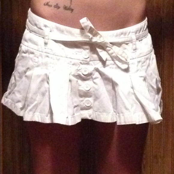 Hollister skirt