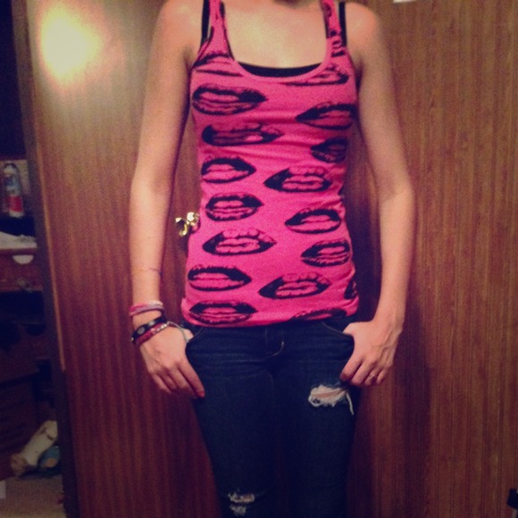 Lips tank top
