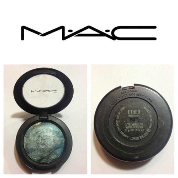 MAC mineralize eyeshadow in Ether And Daylight