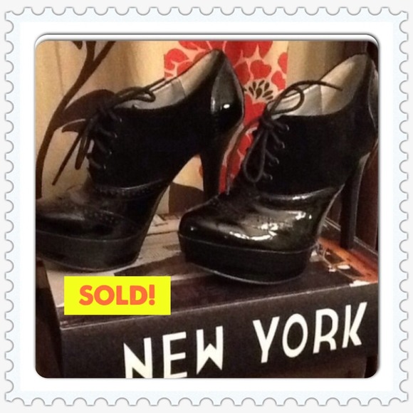 ✂️✅SOLD!Patent Suede/LaceUp Shootie✂️TAKE 50% OFF!