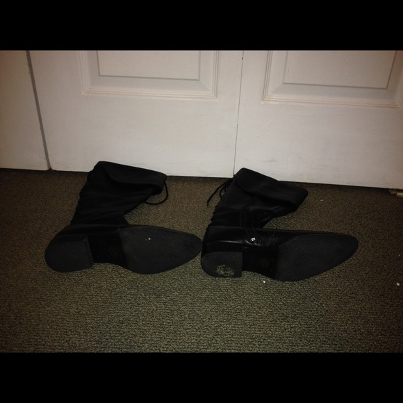 👢🎀NEW Nine West Black leather boots💞 - Picture 4 of 4