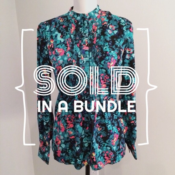 :: SOLD IN A BUNDLE :: Teal Watercolor Blouse