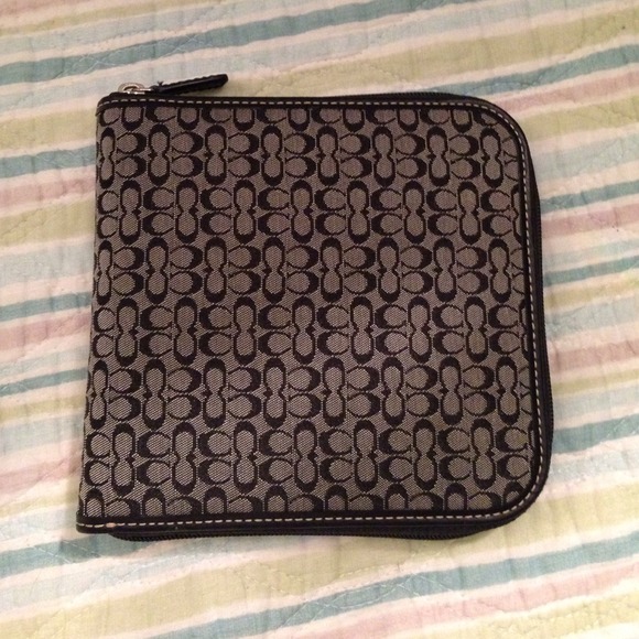 Coach CD case📀