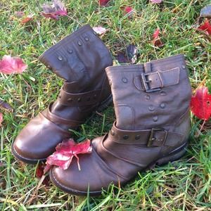 XXBUNDLEDXXMia boots