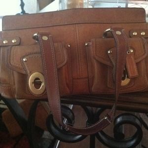 Authentic coach tan leather bag.