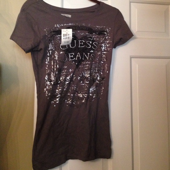 Brand new guess tshirt