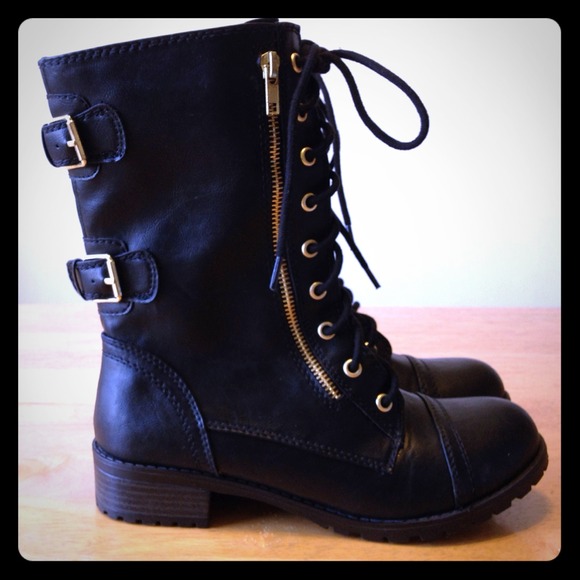 ✨NEW✨ Black Combat Boots ! Size 8 👢💕 - Picture 1 of 5