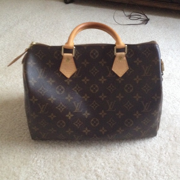 Reserved. Authentic Louis Vuitton speedy 30 bag
