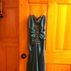 Niki Livas-Zum Zum evening gown