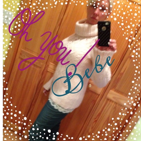 Bebe sweater