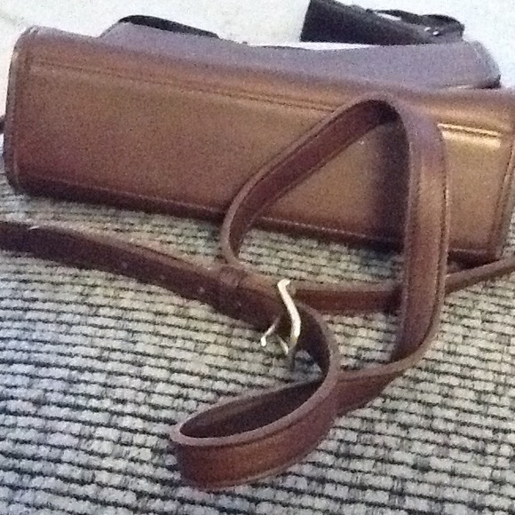 🚫🚫SOLD🚫🚫Vintage Coach shoulder bag - Picture 4 of 4