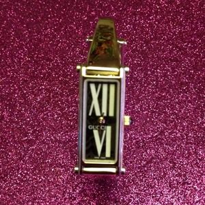 AUTHENTIC GUCCI WATCH FITS SMALL WRIST