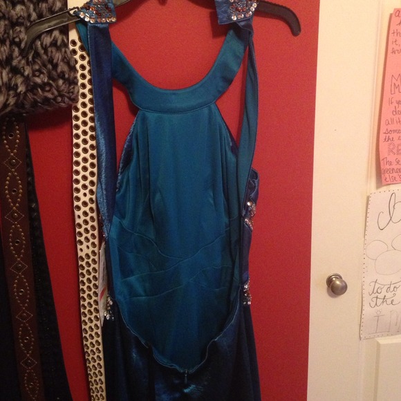 Homecoming dress - Picture 2 of 3