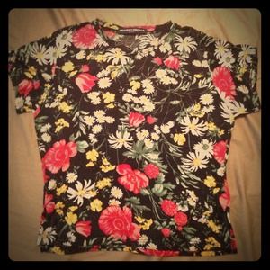 🚫🚫SOLD🚫🚫Brandy Melville Floral Carolina