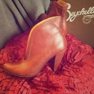 Seychelles Caramel Booties