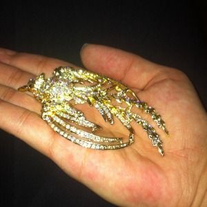 NWOT Swarovski crystal element broach pin.