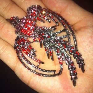 NWOT Swarovski crystal element broach pin