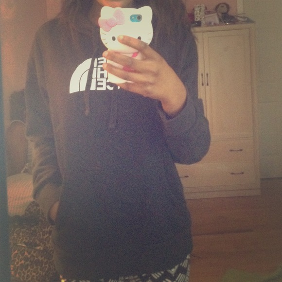 RESERVED GREAT condition NORTHFACE HOODIE/PULLOVER