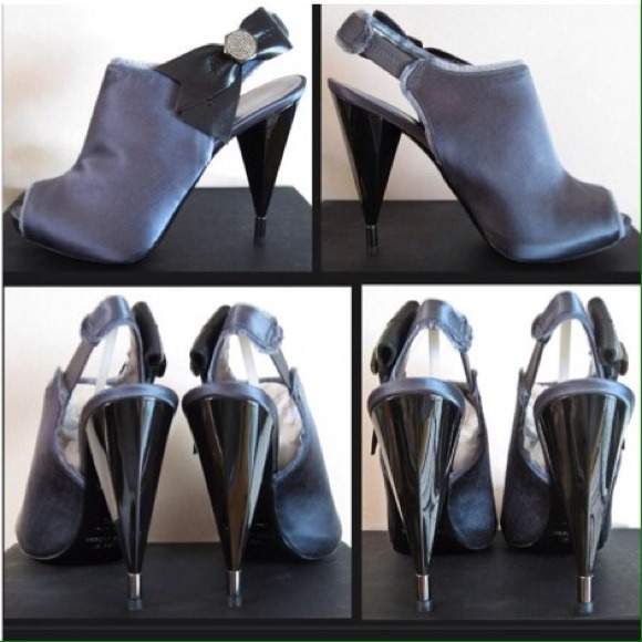 ❌❌❌SOLD❌❌❌🌹4XHP🌹Marc Jacobs Satin Heels 7.5 - Picture 3 of 4