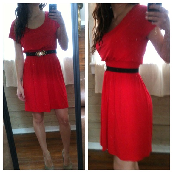 Cute and comfortable red dress.