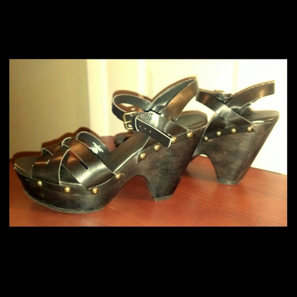 Open toe heels