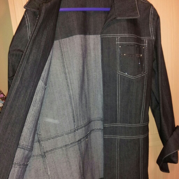 Denim jacket brand new! - Picture 2 of 4