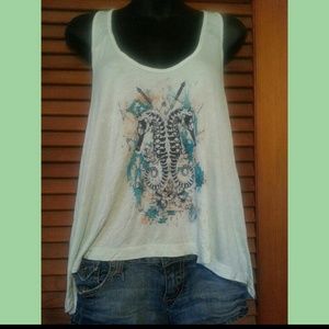 NWOT C&S Seahorse print swing top