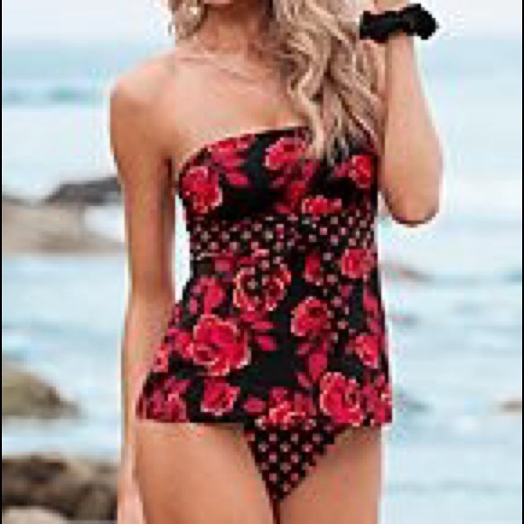Nwot Venus swim suit