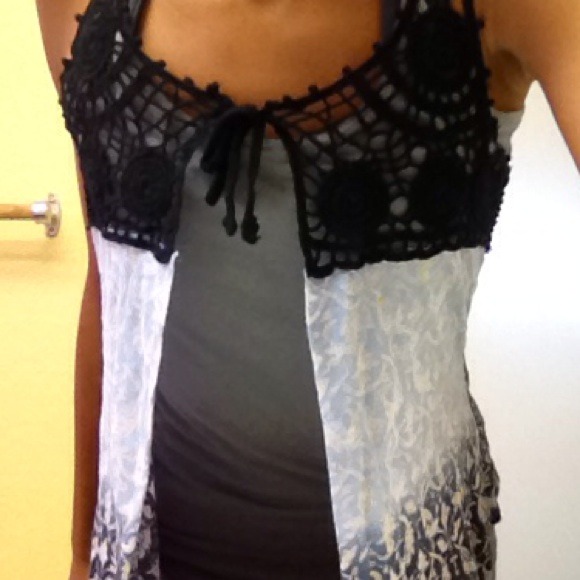 Cami with overlay lace open front top - Picture 4 of 4