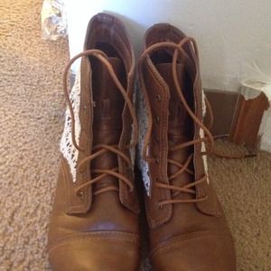 Short brown booties