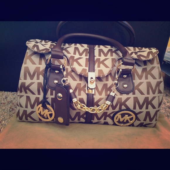 Micheal Kors handbag